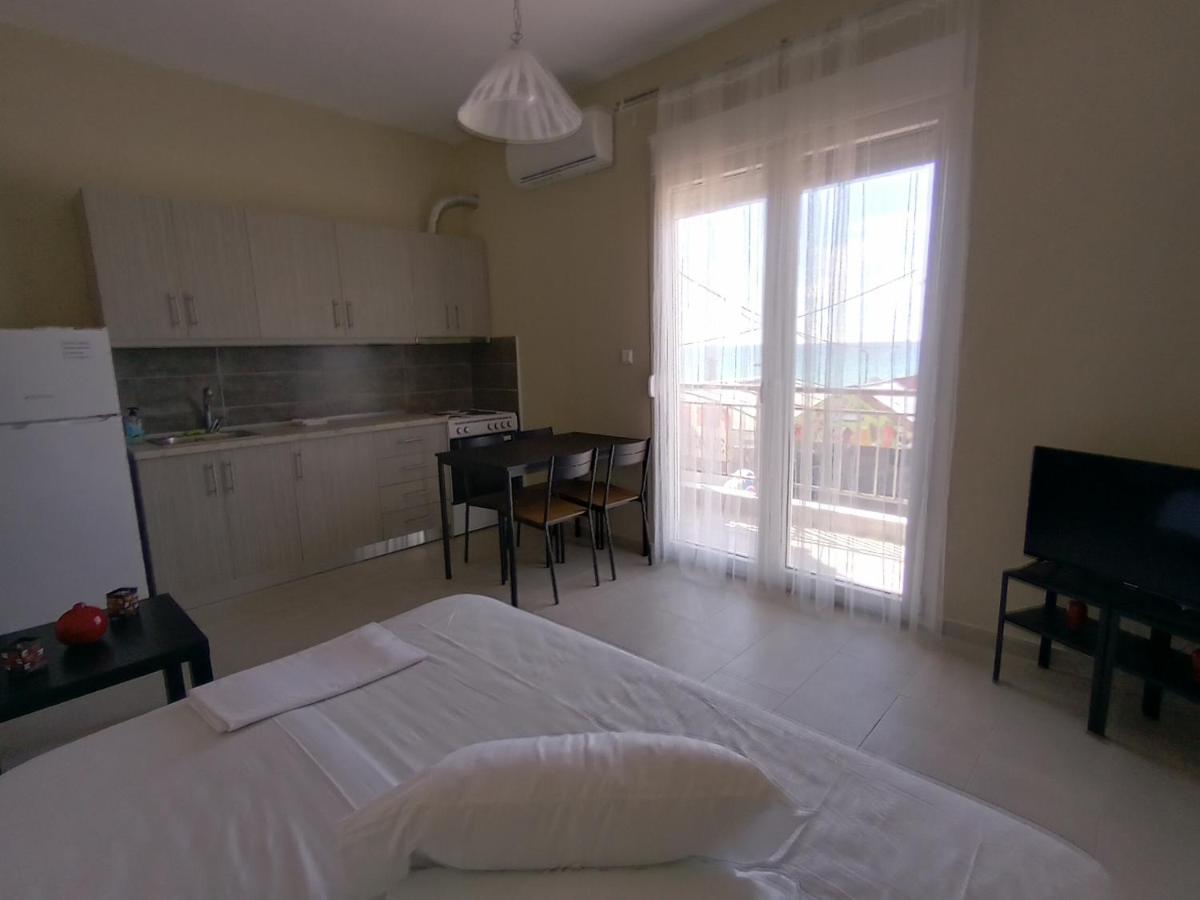 Katerina Apartment Nea Plagia Eksteriør billede